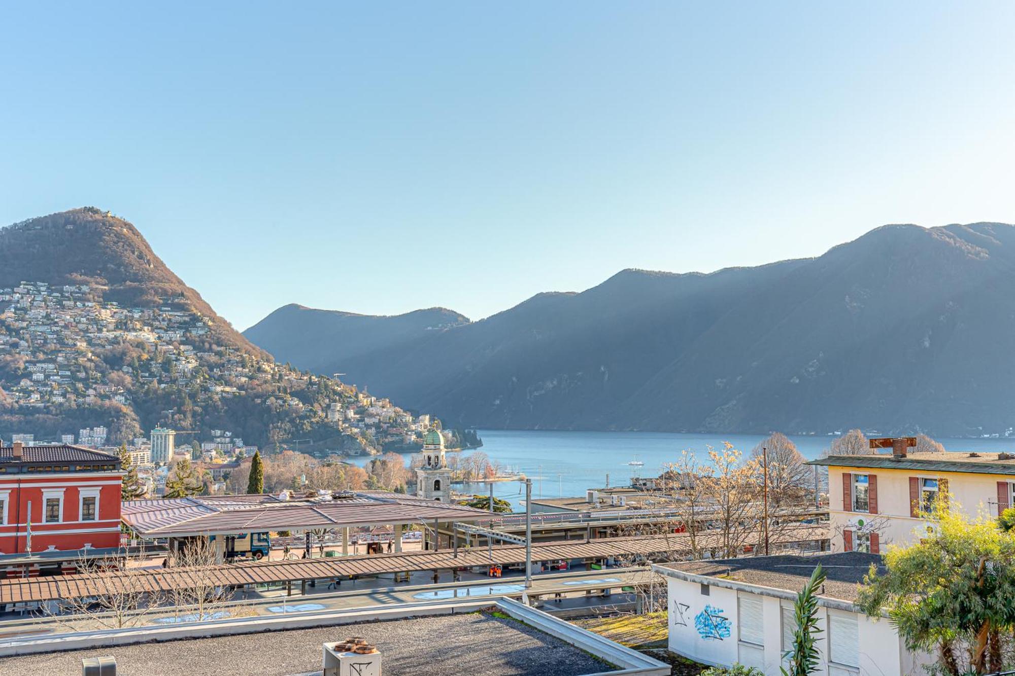 Imperial Of Lugano 3 With A Lake View Behind The Station And 10 Min From The Lake Of Лугано Екстер'єр фото